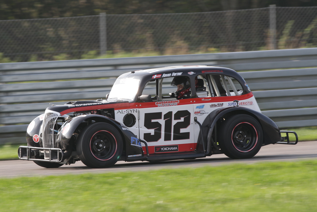 Kevin Verner måtte i pit efter starten af første løb
(Foto: Motorsporten.dk)